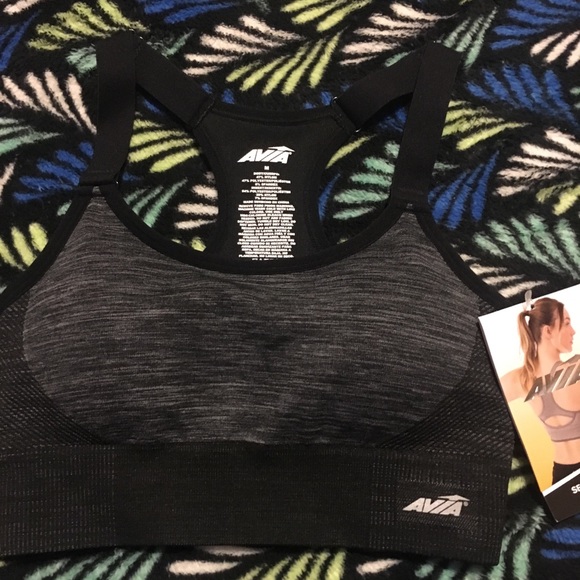 avia keyhole sports bra